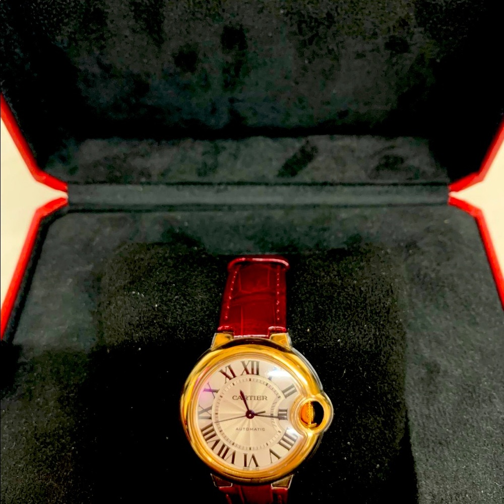 Ballon Bleu de Cartier watch - Picture 2 of 7